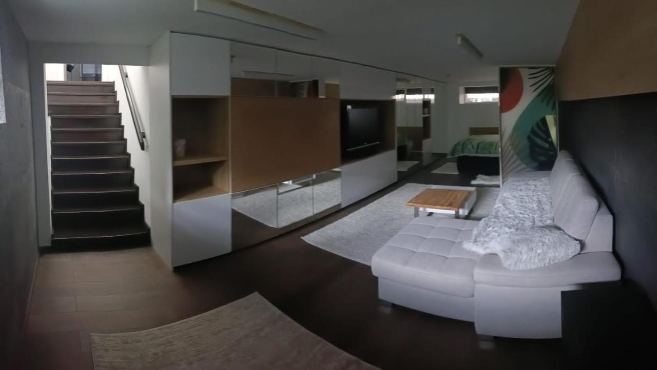 New Apartment Apartament Modern Recent Construit Modern Ujepitesu Tarsashazi Lakresz Miercurea Ciuc Luaran gambar
