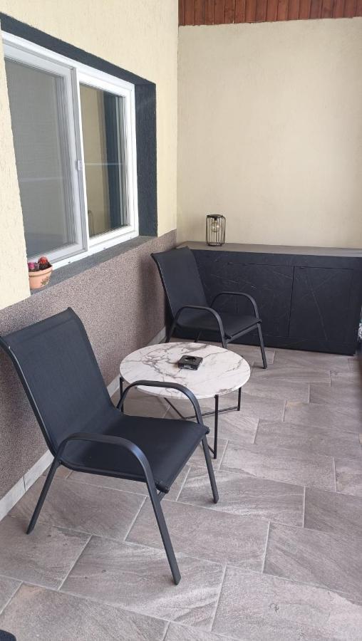 New Apartment Apartament Modern Recent Construit Modern Ujepitesu Tarsashazi Lakresz Miercurea Ciuc Luaran gambar